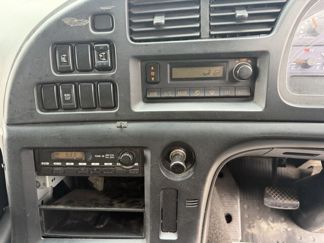 いすゞギガトレーラーヘッド（トラクターヘッド）大型（10t）[写真33]