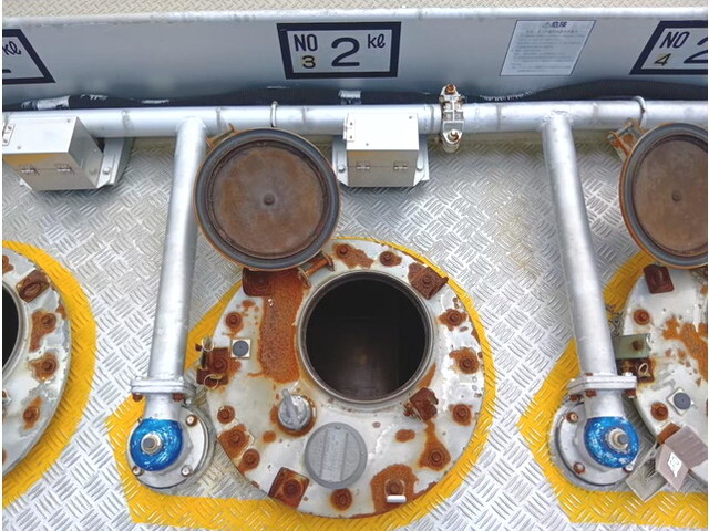 日野プロフィアタンク車（タンクローリー）大型（10t）[写真18]