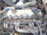 日野プロフィアタンク車（タンクローリー）大型（10t）[写真31]