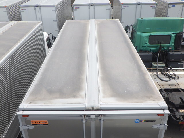 日野レンジャーアルミウイング中型（4t）[写真15]