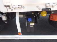 日野レンジャーアルミウイング中型（4t）[写真38]