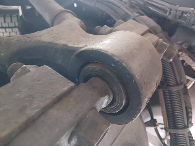 日野プロフィアトレーラーヘッド（トラクターヘッド）大型（10t）[写真22]