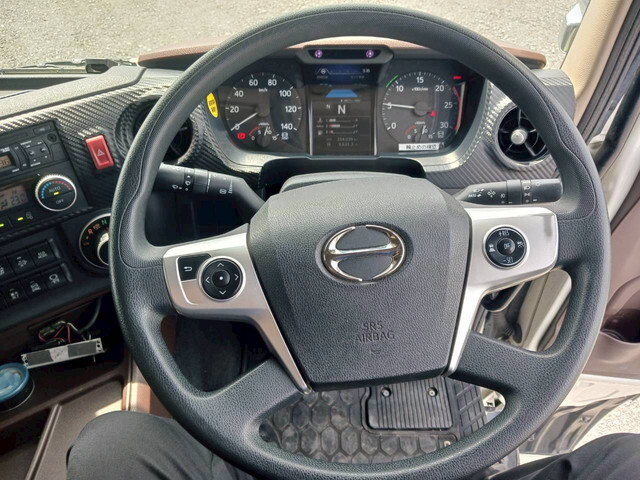 日野プロフィアトレーラーヘッド（トラクターヘッド）大型（10t）[写真26]