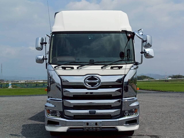 日野プロフィアトレーラーヘッド（トラクターヘッド）大型（10t）[写真04]