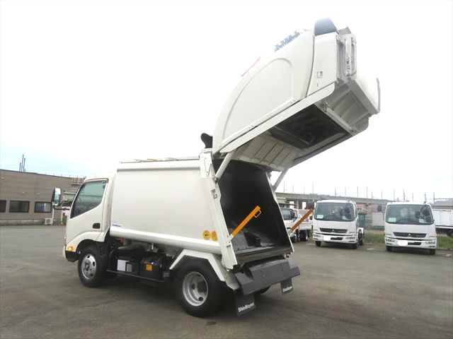 日野デュトロパッカー車（塵芥車）小型（2t・3t）[写真26]