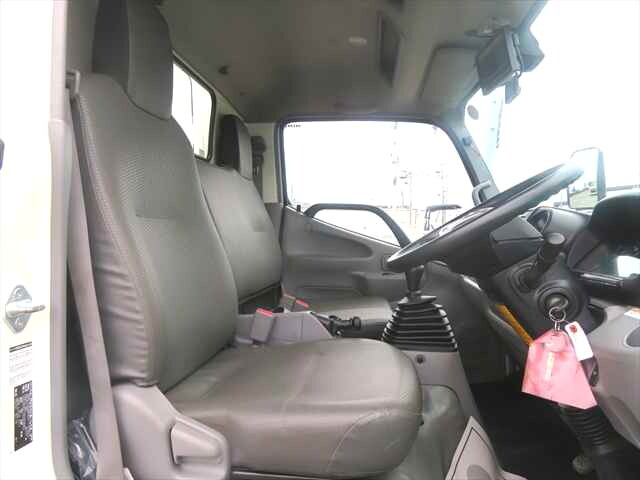 日野デュトロパッカー車（塵芥車）小型（2t・3t）[写真33]