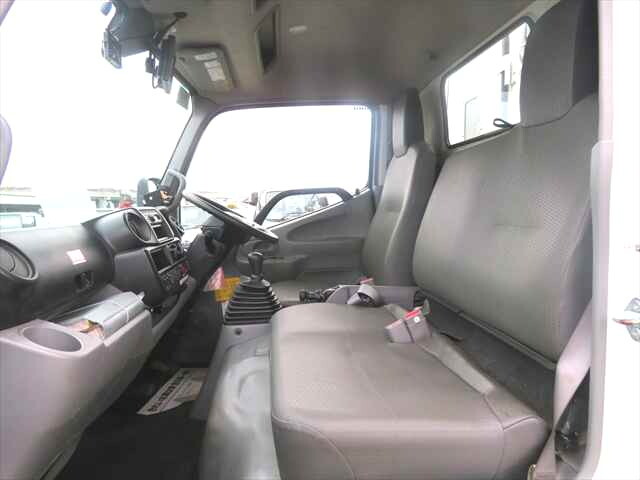 日野デュトロパッカー車（塵芥車）小型（2t・3t）[写真35]