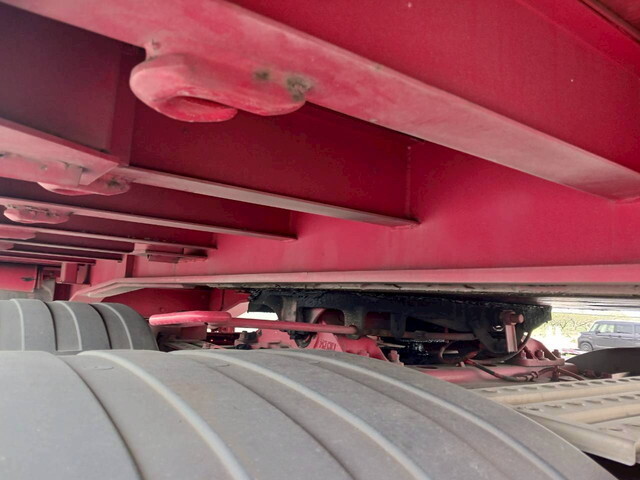 日野プロフィアトレーラーヘッド（トラクターヘッド）大型（10t）[写真29]