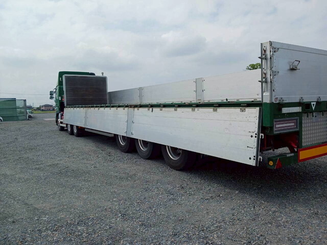 日野プロフィアトレーラーヘッド（トラクターヘッド）大型（10t）[写真37]