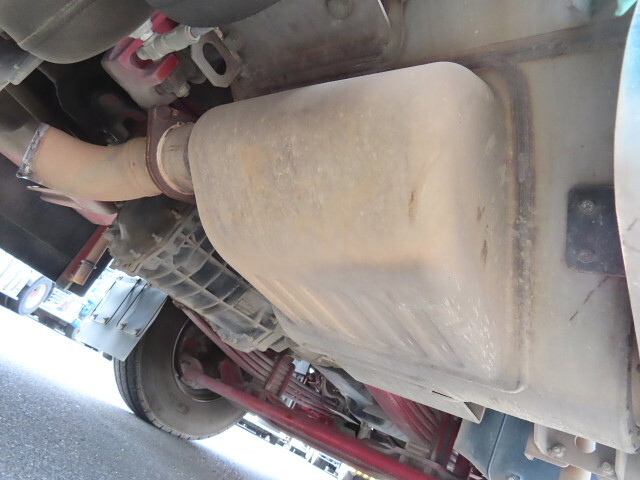 いすゞギガダンプ大型（10t）[写真13]