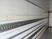 いすゞフォワード冷凍車（冷蔵車）中型（4t）[写真19]