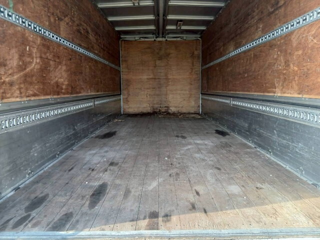 日野レンジャーアルミウイング中型（4t）[写真14]