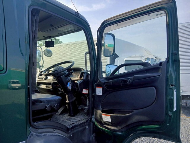 日野レンジャーアルミウイング中型（4t）[写真20]