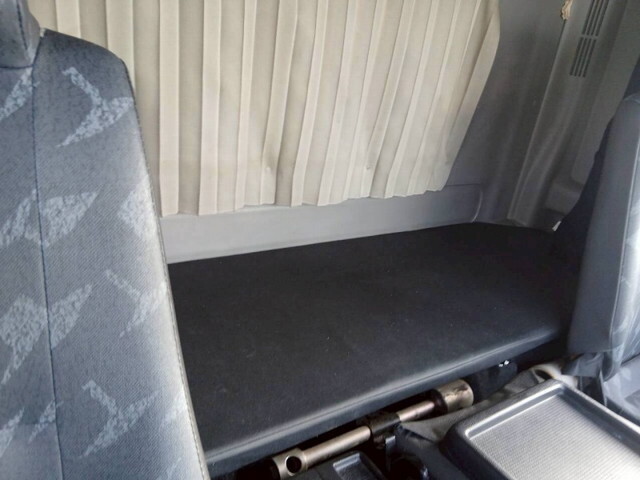 日野レンジャーアルミウイング中型（4t）[写真28]