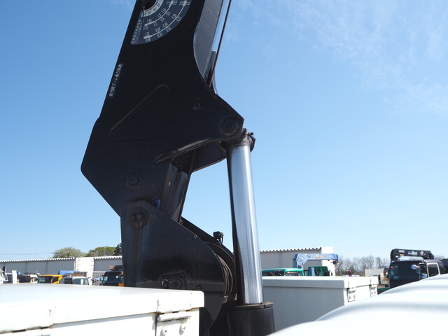 いすゞエルフクレーン4段小型（2t・3t）[写真16]