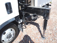 いすゞエルフクレーン4段小型（2t・3t）[写真18]