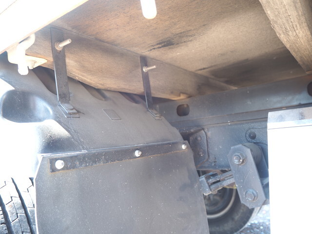 いすゞエルフクレーン4段小型（2t・3t）[写真26]