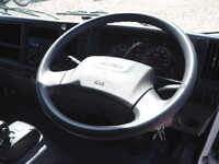 いすゞエルフクレーン4段小型（2t・3t）[写真37]