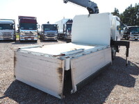 いすゞエルフクレーン4段小型（2t・3t）[写真09]