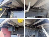 日野プロフィアパネルウイング大型（10t）[写真31]