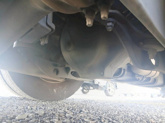 日野プロフィアパネルウイング大型（10t）[写真33]