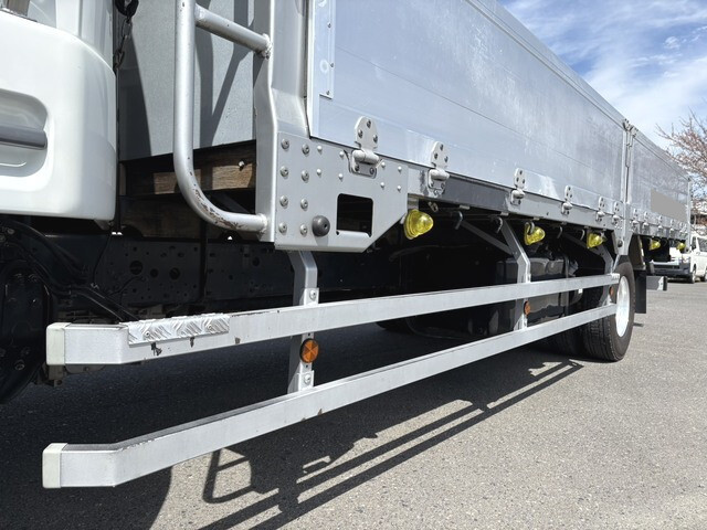 三菱ふそうファイターアルミブロック中型（4t）[写真20]