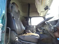 いすゞギガアルミウイング大型（10t）[写真20]