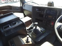 いすゞギガアルミウイング大型（10t）[写真24]