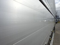 いすゞギガアルミウイング大型（10t）[写真40]