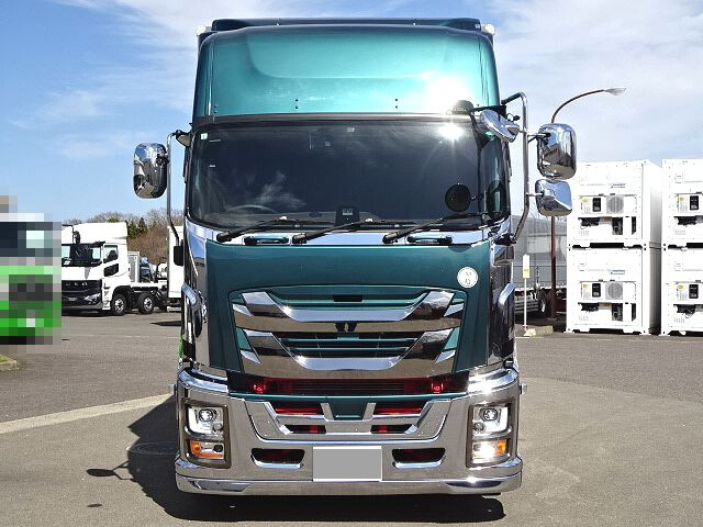 いすゞギガアルミウイング大型（10t）[写真05]