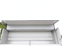 三菱ふそうスーパーグレートアルミウイング大型（10t）[写真17]