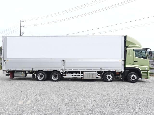 三菱ふそうスーパーグレートアルミウイング大型（10t）[写真07]