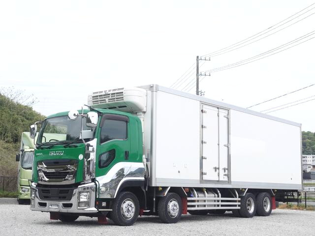 いすゞギガ冷凍車（冷蔵車）2017年(平成29年)QKG-CYJ77B
