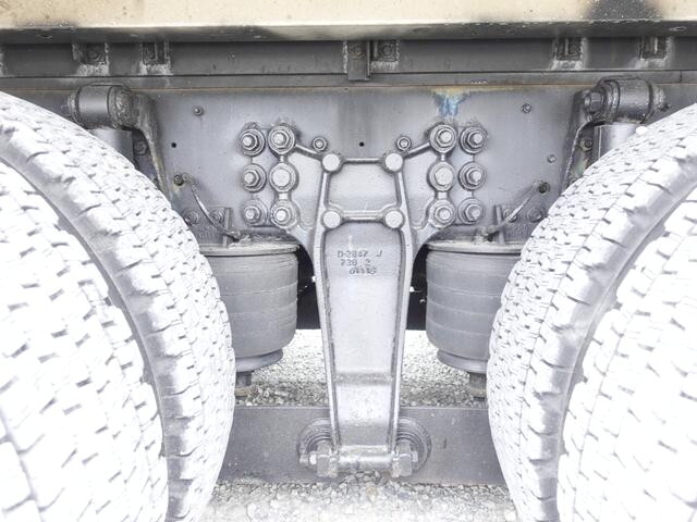 いすゞギガ冷凍車（冷蔵車）大型（10t）[写真21]