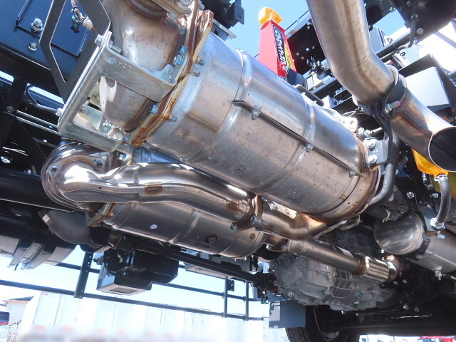 日野レンジャーコンテナ専用車増トン（6t・8t）[写真11]