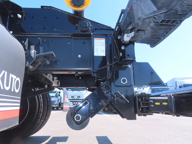 日野レンジャーコンテナ専用車増トン（6t・8t）[写真09]