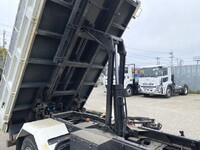 三菱ふそうキャンターローダーダンプ小型（2t・3t）[写真12]