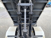 三菱ふそうキャンターローダーダンプ小型（2t・3t）[写真13]