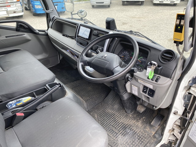 三菱ふそうキャンターローダーダンプ小型（2t・3t）[写真30]