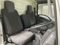 いすゞエルフアルミバン小型（2t・3t）[写真13]