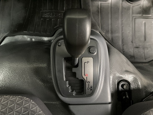 いすゞエルフアルミバン小型（2t・3t）[写真15]