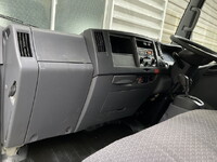 いすゞエルフアルミバン小型（2t・3t）[写真18]