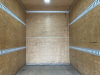 いすゞエルフアルミバン小型（2t・3t）[写真24]