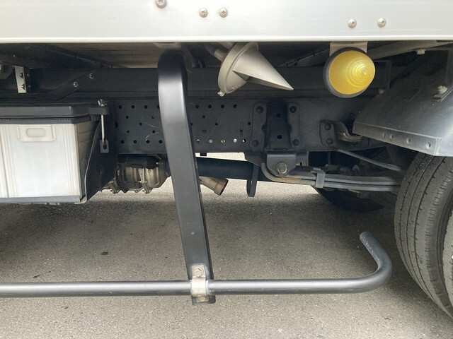 いすゞエルフアルミバン小型（2t・3t）[写真28]