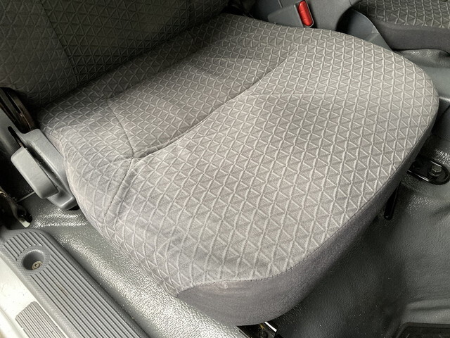 いすゞエルフアルミバン小型（2t・3t）[写真31]