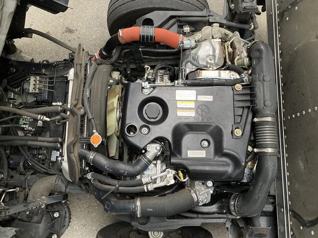 いすゞエルフアルミバン小型（2t・3t）[写真05]