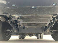 いすゞエルフアルミバン小型（2t・3t）[写真08]