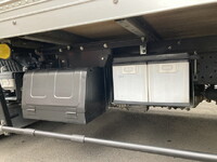 いすゞエルフアルミバン小型（2t・3t）[写真09]