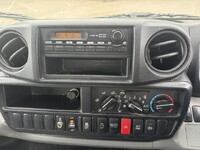 日野デュトロボトルバン小型（2t・3t）[写真17]