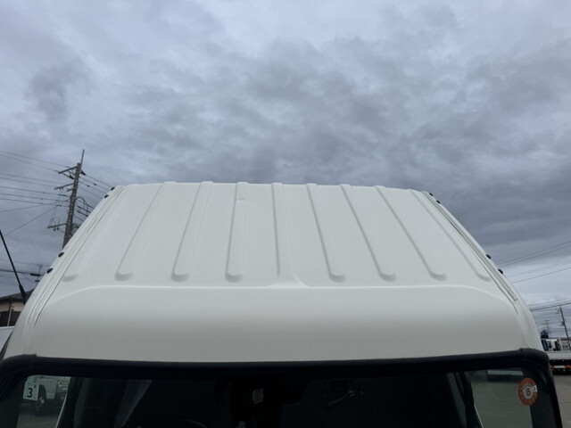 日野デュトロボトルバン小型（2t・3t）[写真21]